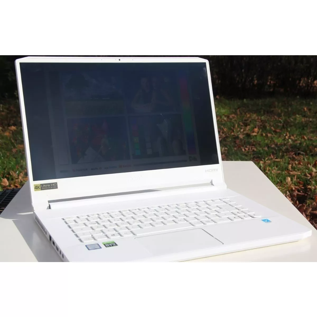 Acer ConceptD 7 CN715-71 (CN715-71-798Y)