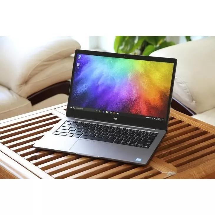 Xiaomi Mi Notebook Air 13.3 2018 (Mi Notebook Air 13.3 i3 8, 128GB, UHD Silver 2018)