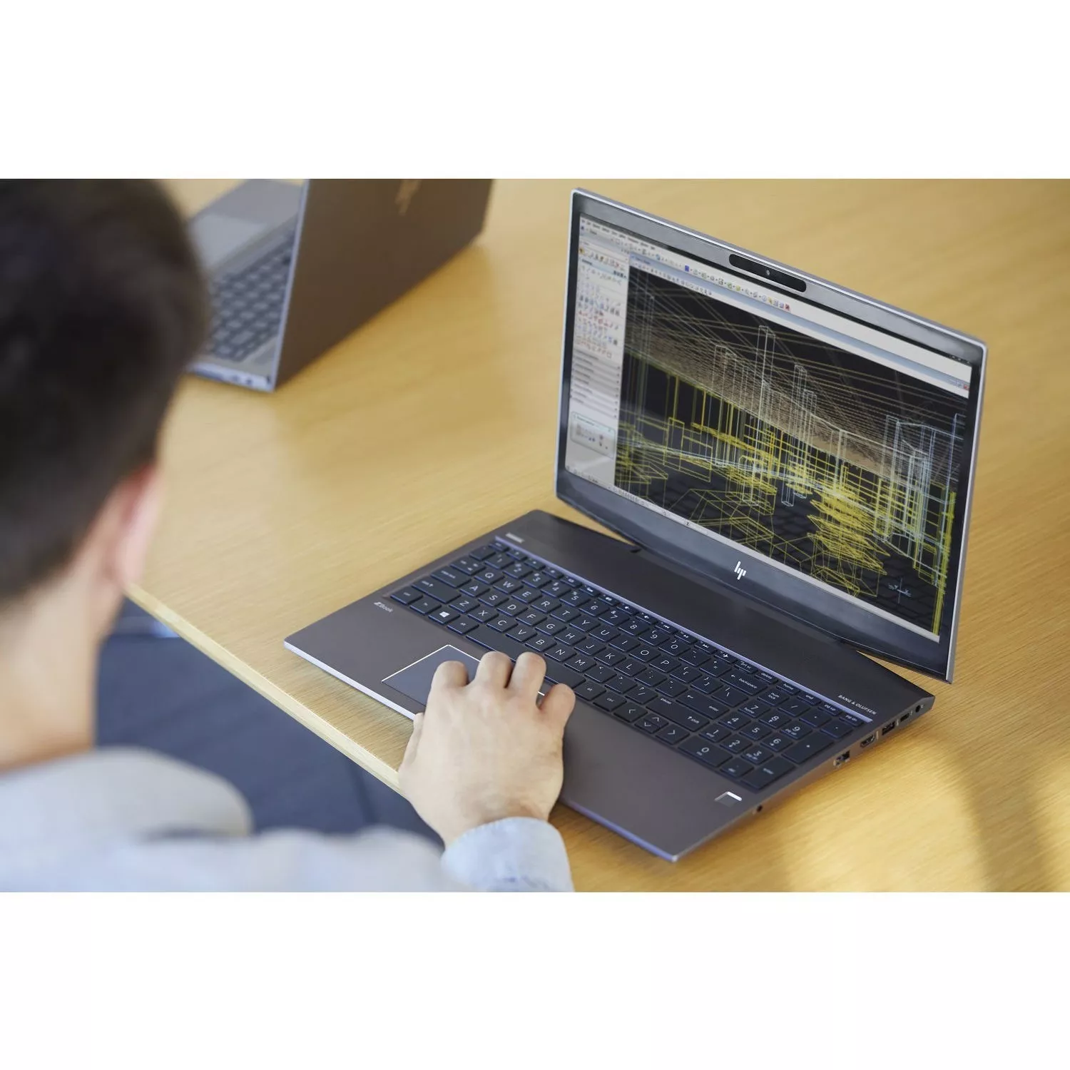 HP ZBook 15v G5 (15vG5 6TR88EA)