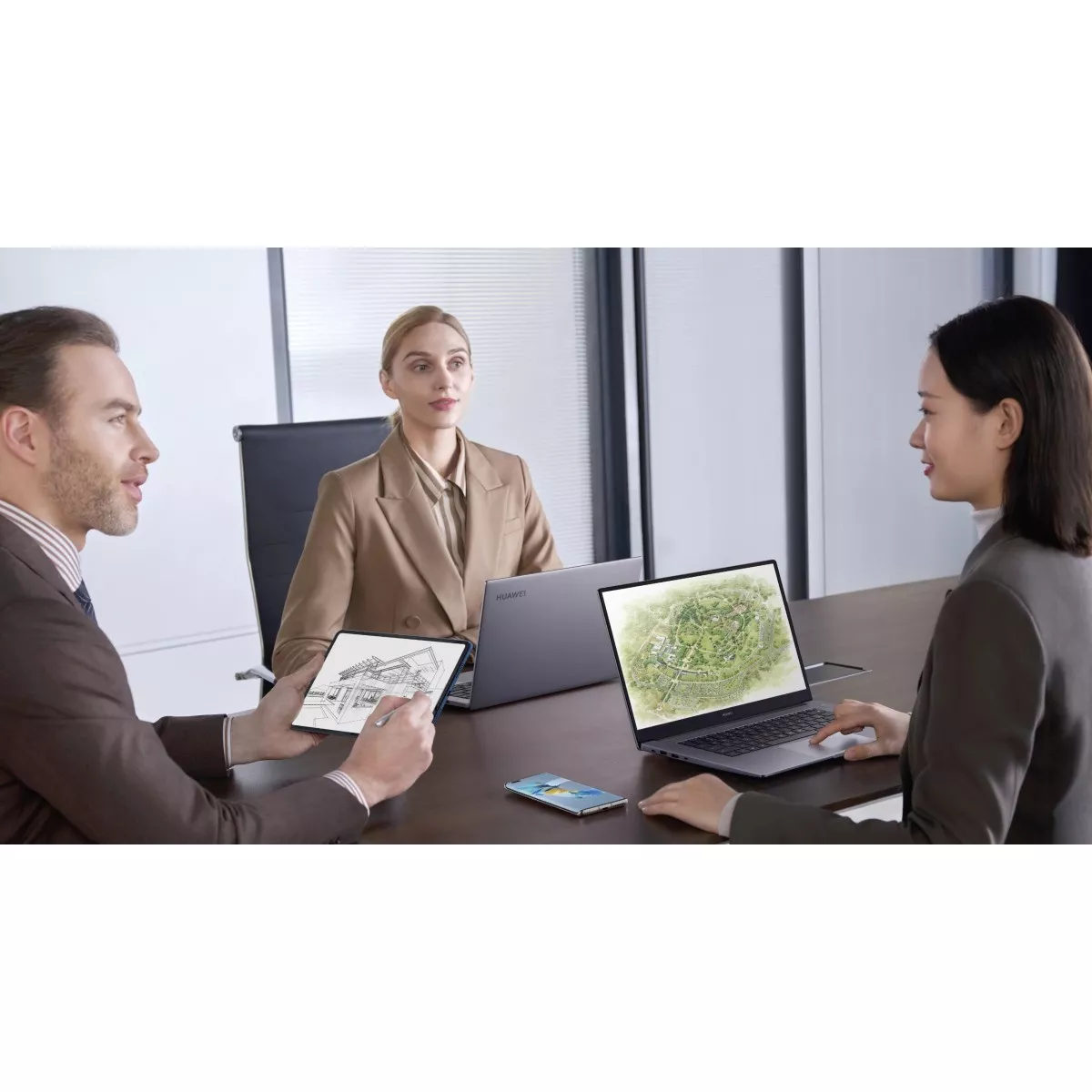 Huawei MateBook B3-410 (53012KFU)