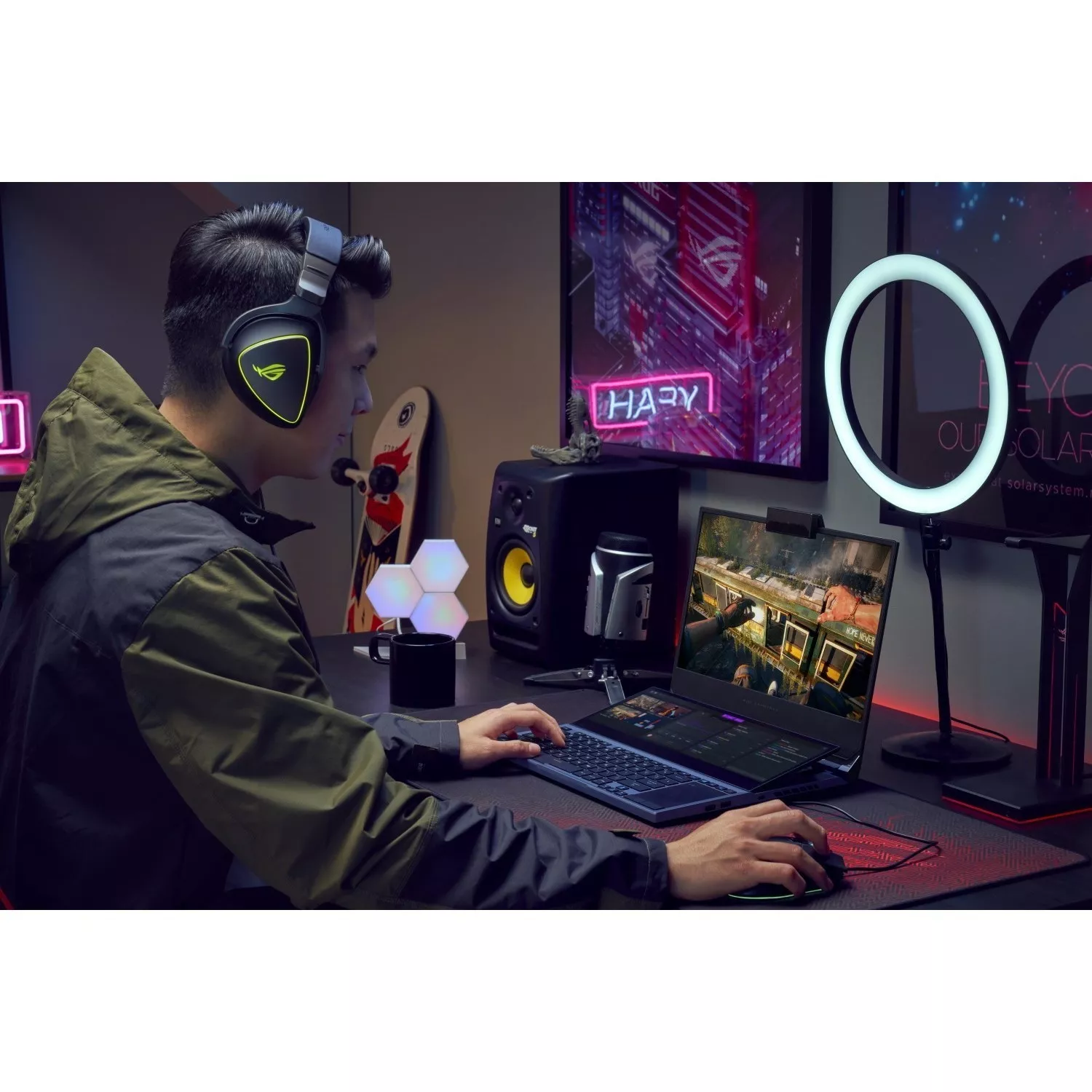 Asus ROG Zephyrus Duo 15 GX550LWS (GX550LWS-HF096T)