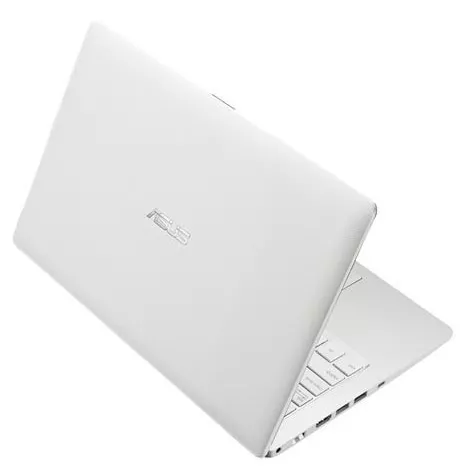 Asus X201E-KX170D