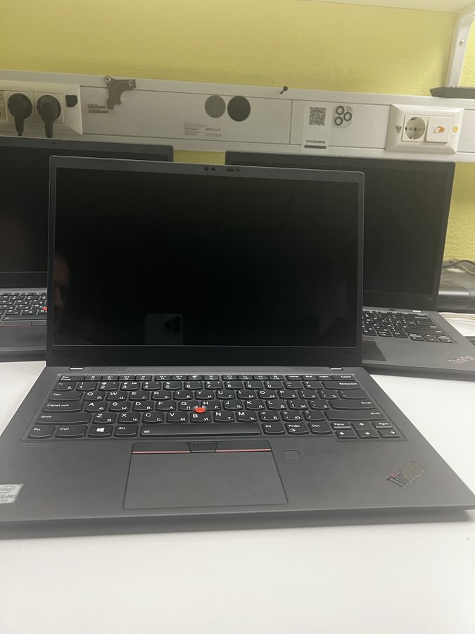 Lenovo ThinkPad X1 Carbon Gen8 (X1 Carbon Gen8 20U90002RT)